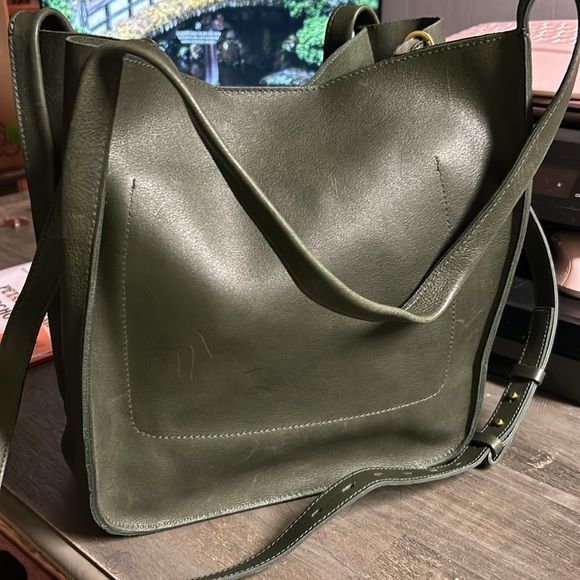 Madewell Green Genuine Leather magnetic closure tote - Picture 2 of 6